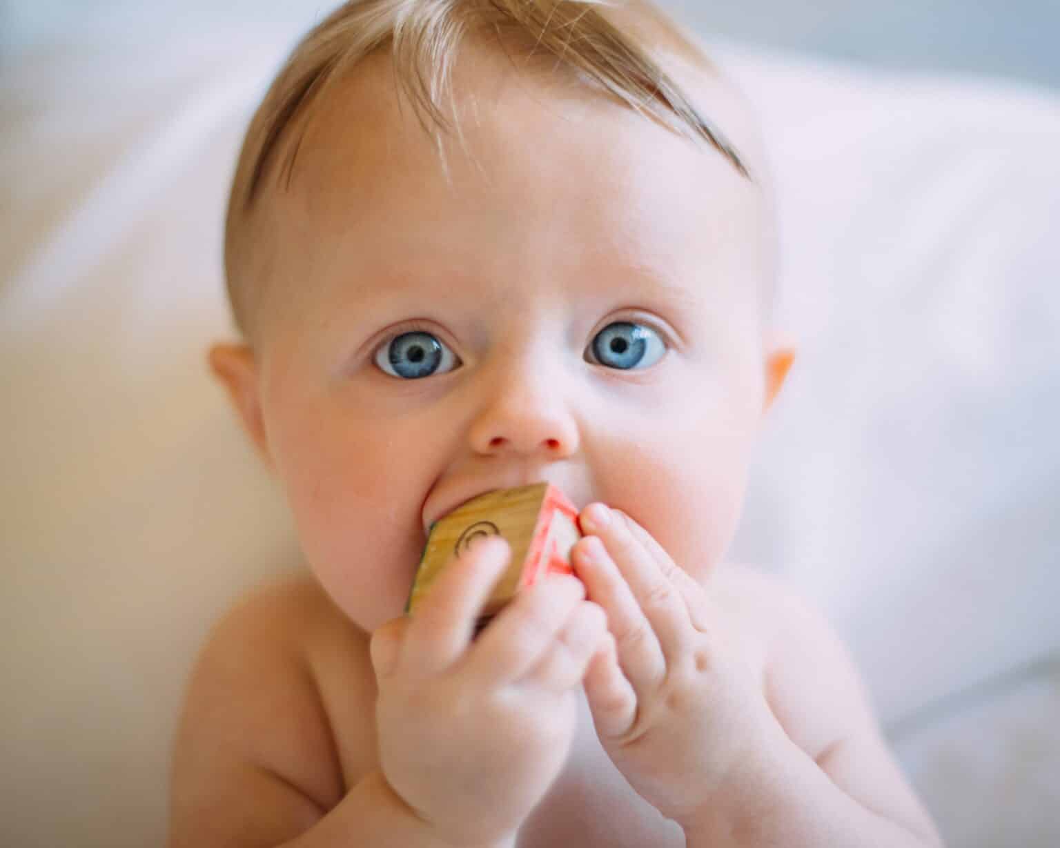 9-simple-teething-hacks-to-soothe-your-babies-gums-bjarni-baby