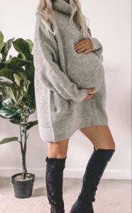 21 Winter Maternity Outfit Ideas For A Stylish Bump - Bjarni Baby